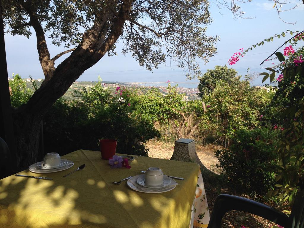 Giardino Di Sicilia Guest House Sant'Agata di Militello Exterior photo